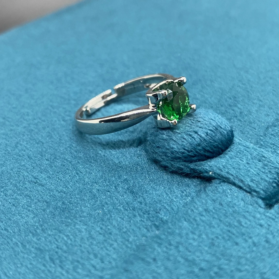 【南非库里南】NFKLN 高端奢华定制 绿色牛头戒指 098