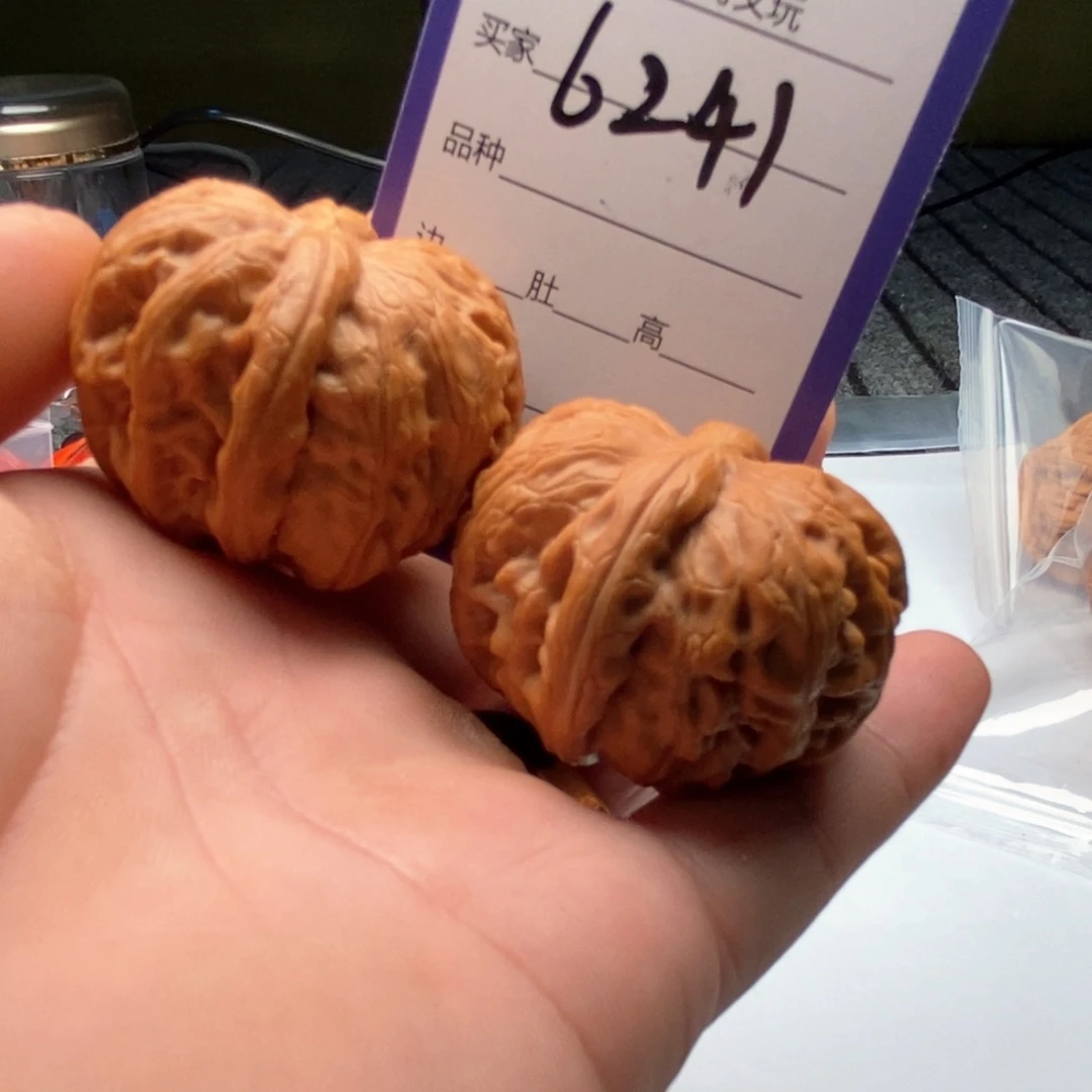 文玩核桃吊坠6241