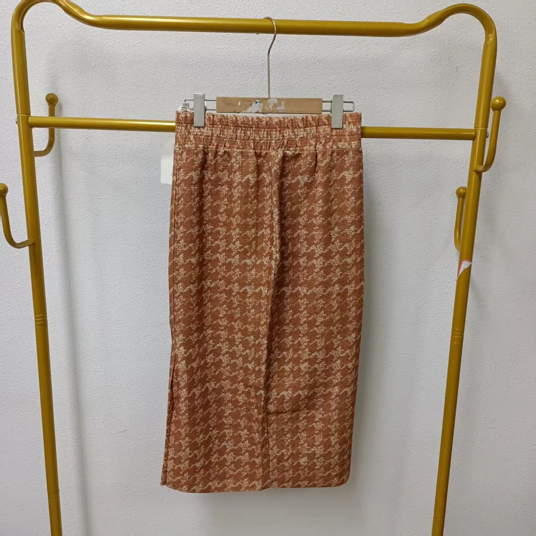 唯琳剪标   A9-2-1111款   棕色复古开叉松紧腰半身裙长80