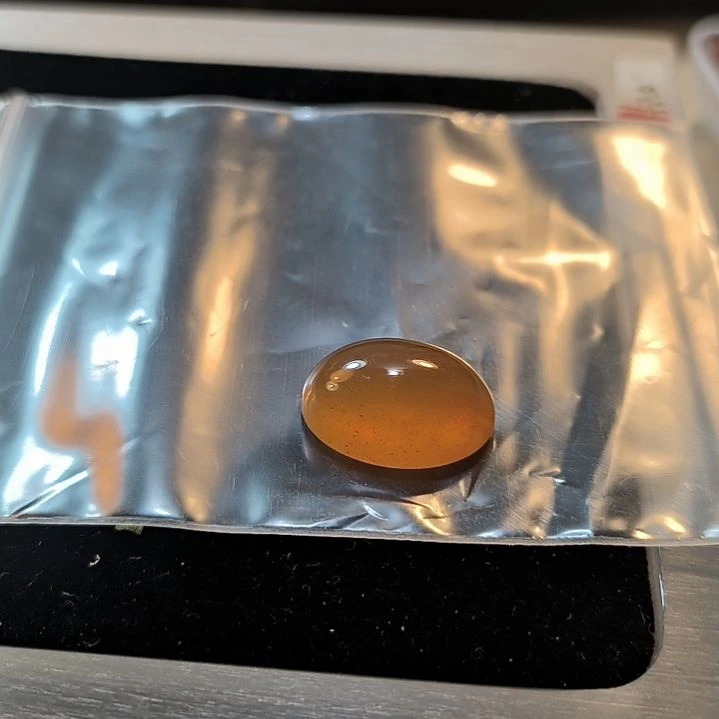 用***3石英岩玉未镶嵌戒面