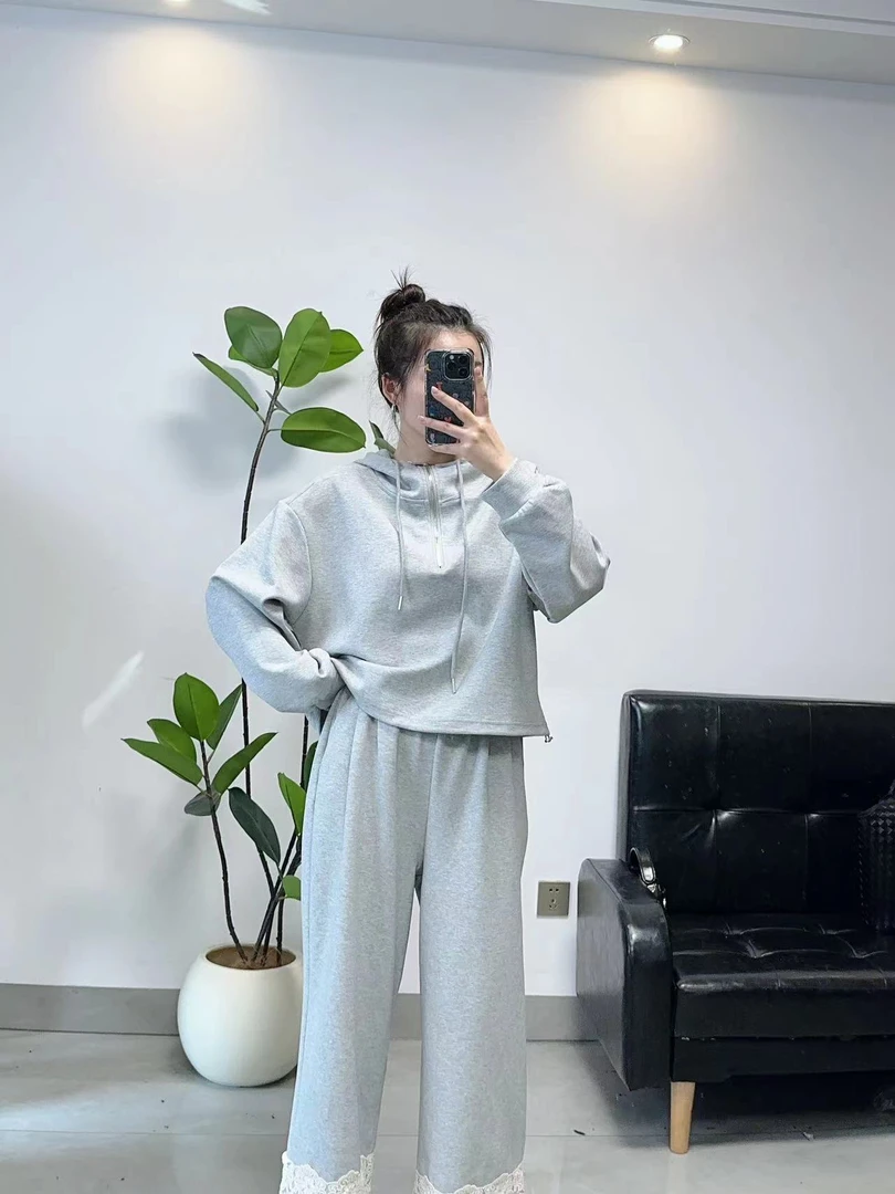 8702女士休闲灰色套装