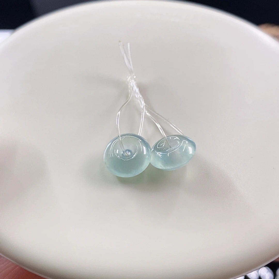 颈饰未镶嵌翡翠一对小肉扣