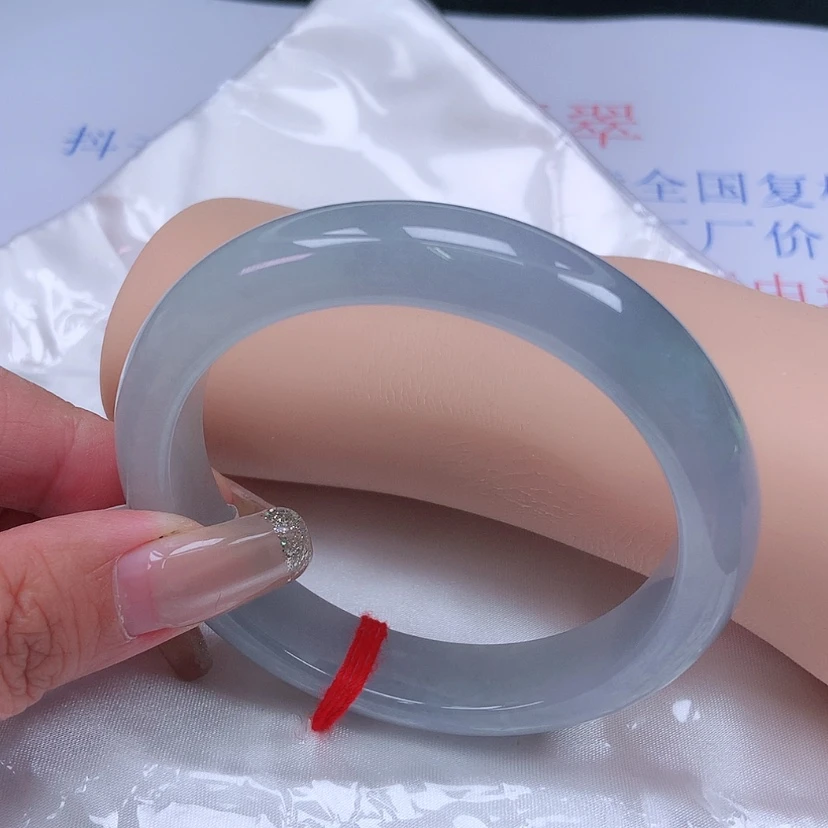 【闪购商品】未镶嵌手镯翡翠5758，