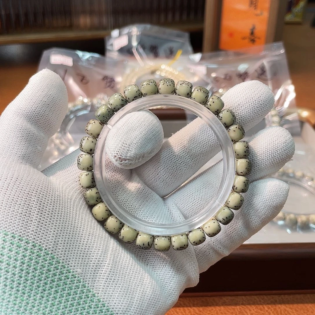 手串星月菩提绿背河豚