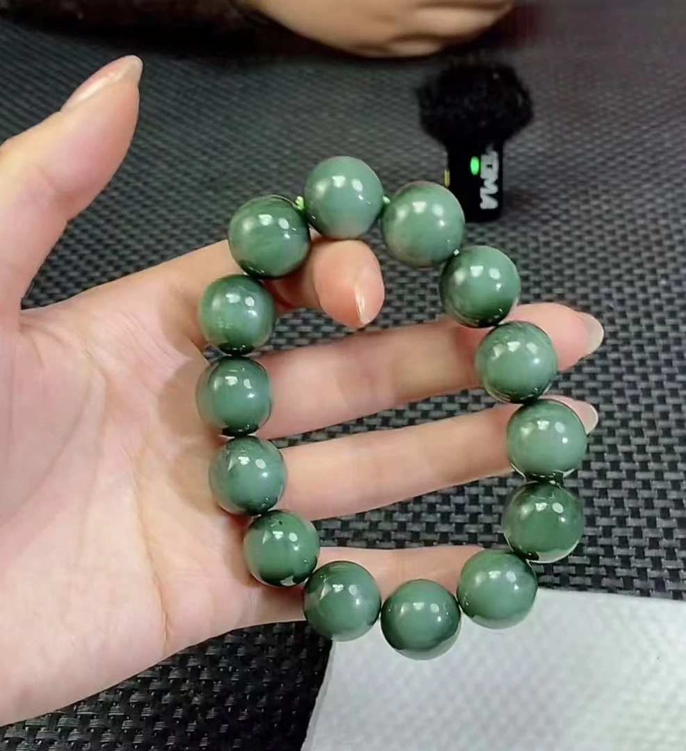 天然和田玉老料圆珠手串油润细糯