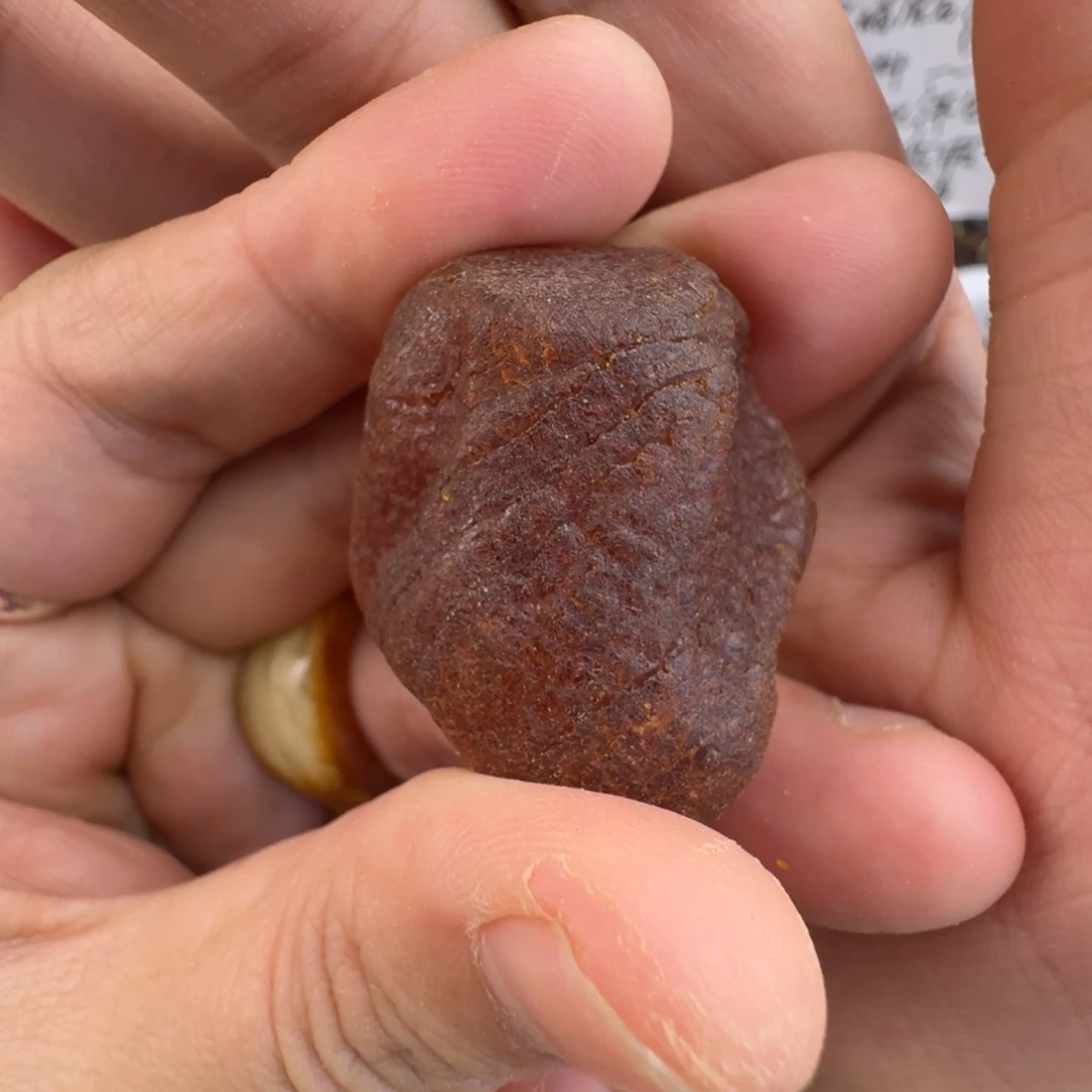 绿***林定制琥珀未镶嵌12.1克