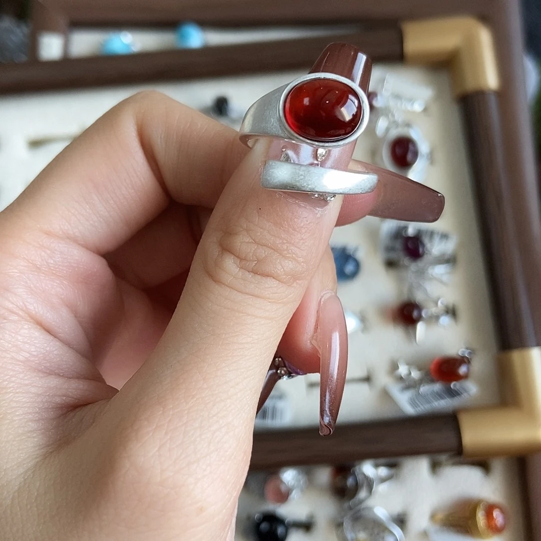 ***戒指烟晶银S925镶嵌石榴石上红225