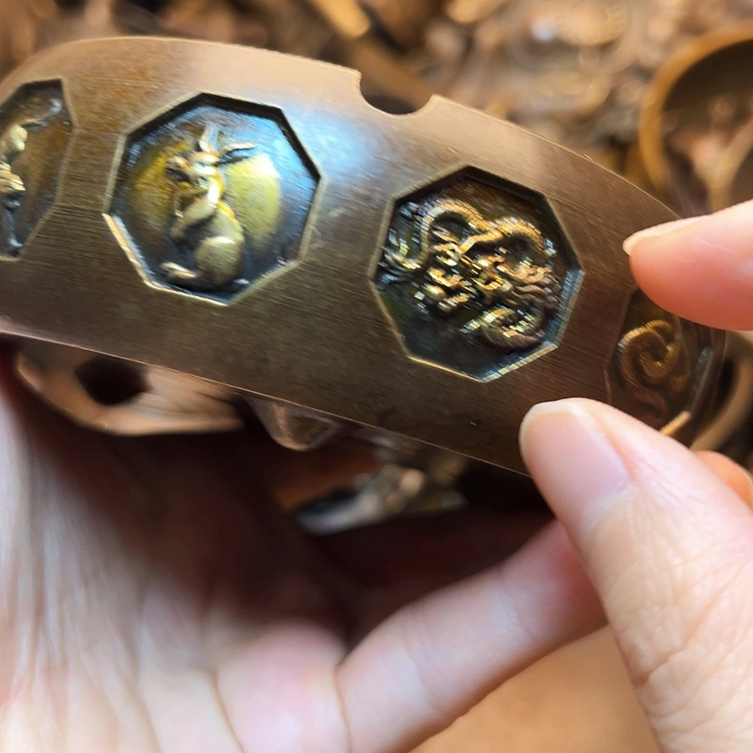 精美铜器工艺品等