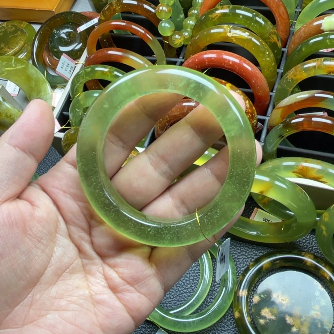 未镶嵌蛇纹石玉手镯