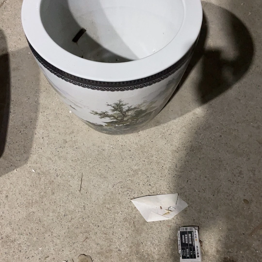 景德镇陶瓷鱼缸景德镇陶瓷鱼缸