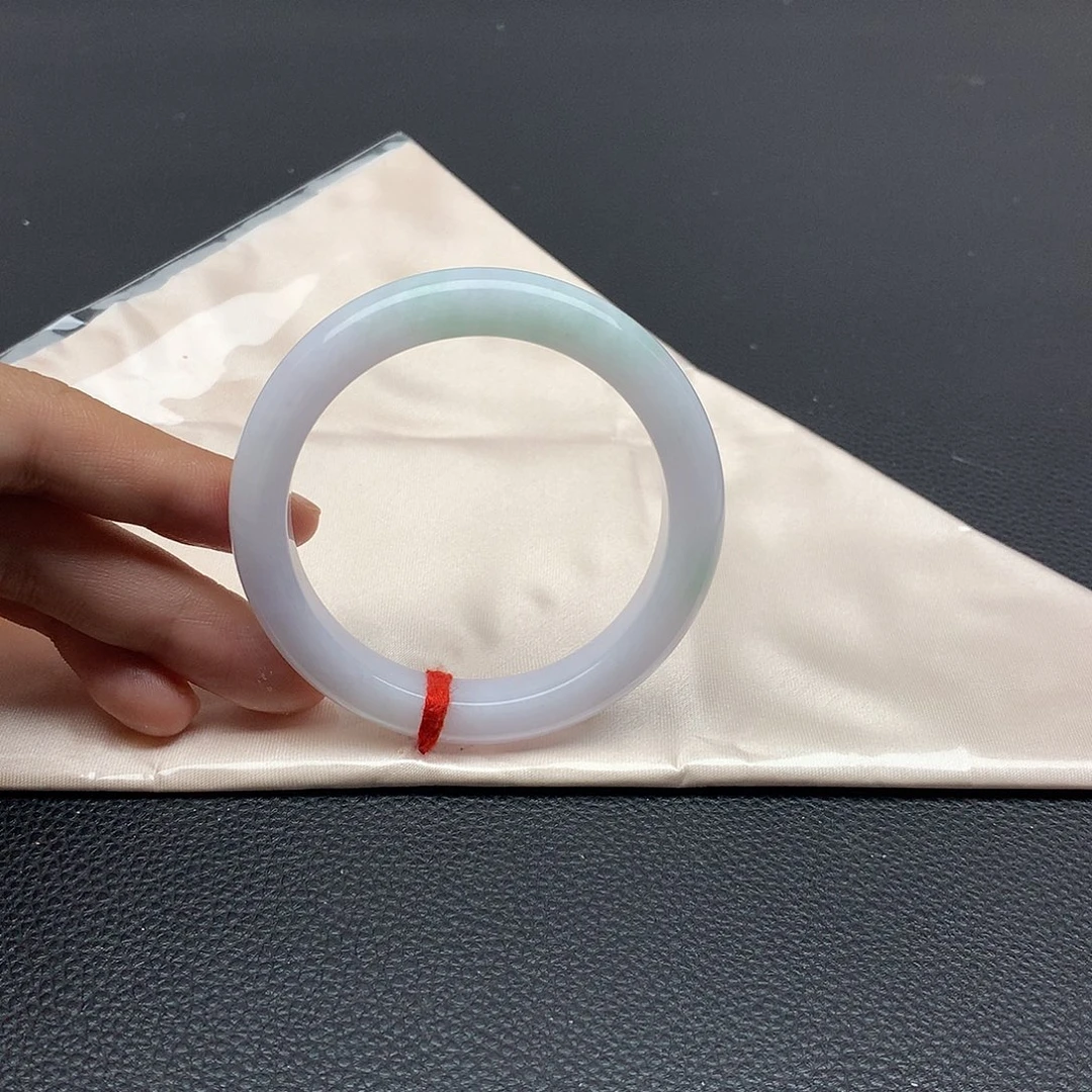 翡翠未镶嵌手镯54