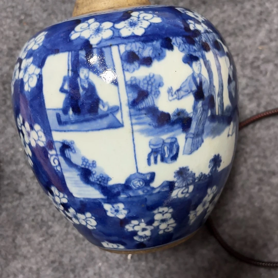 摆件o****r陶瓷工艺精湛