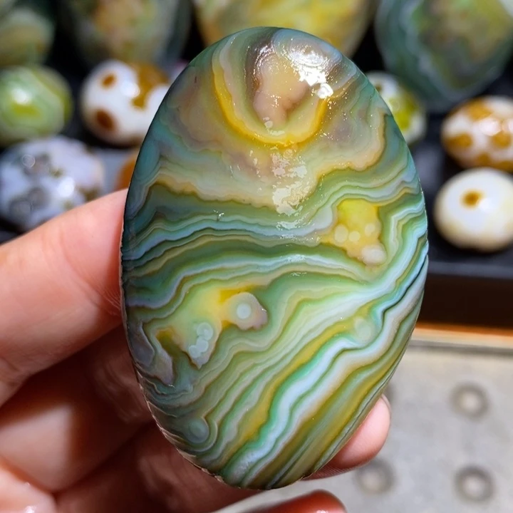 未镶嵌玛瑙/玉髓珠宝半成品106