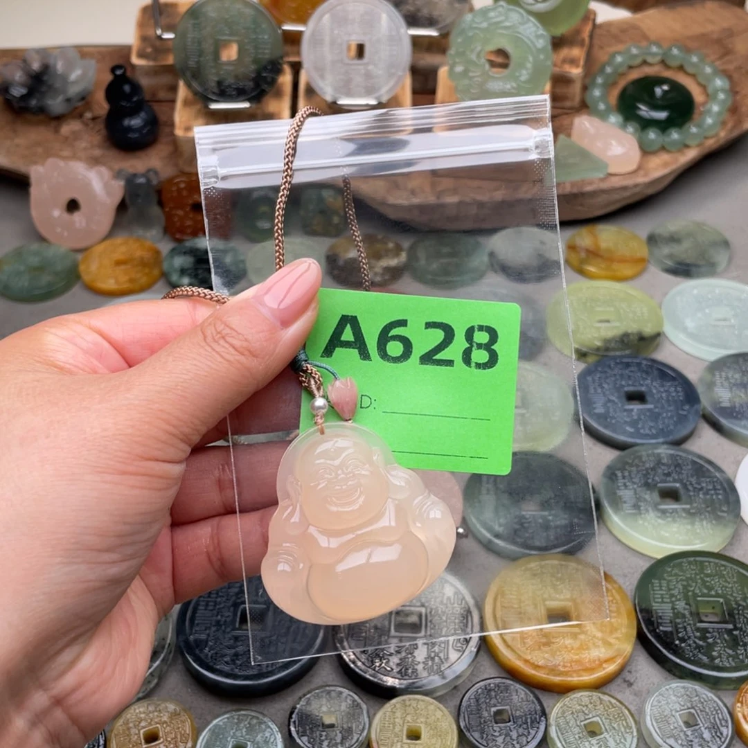 观***潮蛇纹石玉未镶嵌颈饰