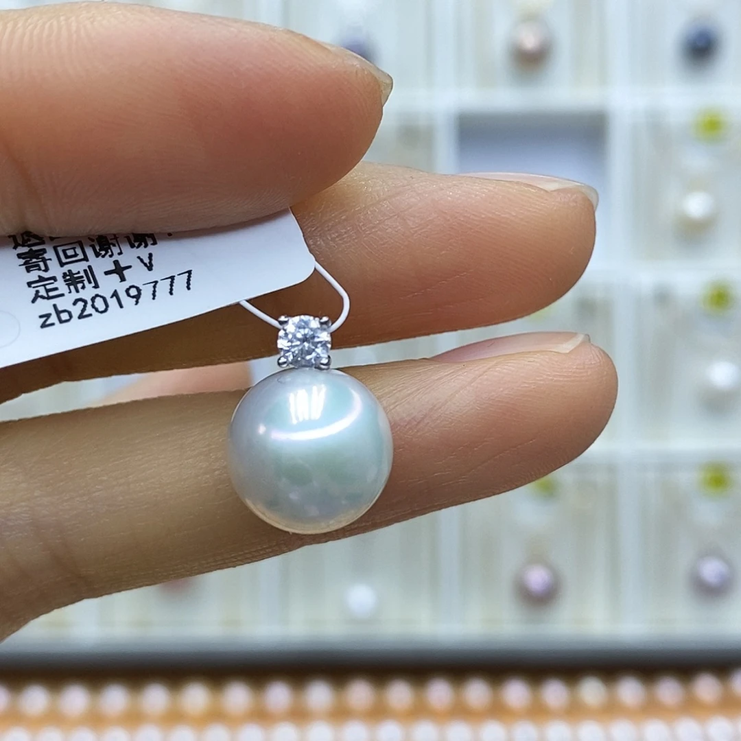 银S925镶嵌吊坠(赠链)淡水珍珠