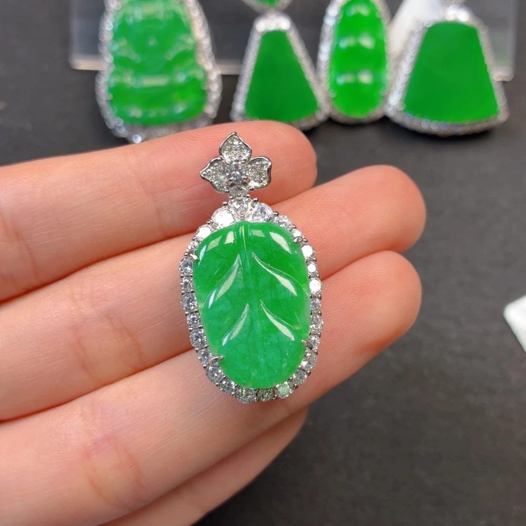 翡翠银S925镶嵌颈饰