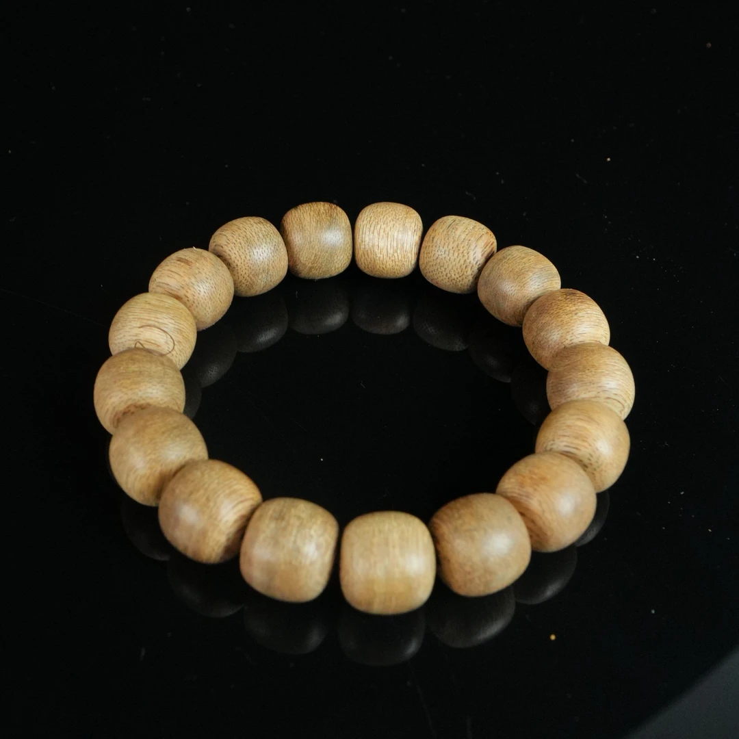 DY-A8108 老西马软丝沉香老型珠手串 1.21x1.3cm11.03g