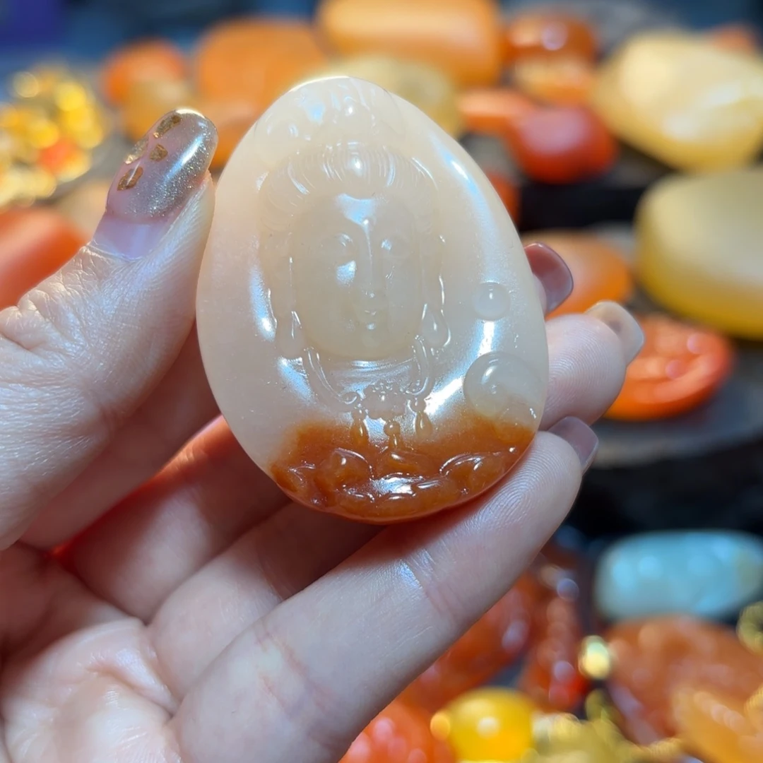 石英质玉挂件未镶嵌莫*夕