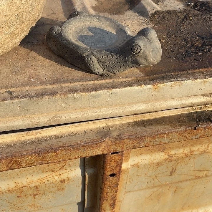 泉***涌石材金蟾精品包邮砚台