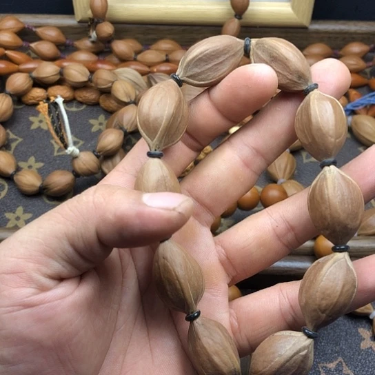 犼***吊坠橄榄核来来咯哦哦哦