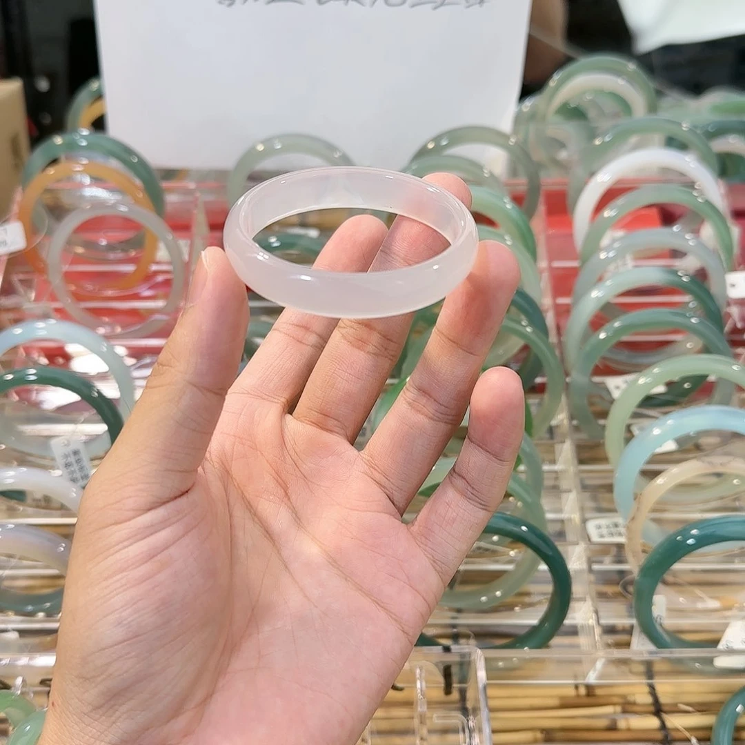 玛瑙/玉髓手镯未镶嵌圈口51.8确认再拍