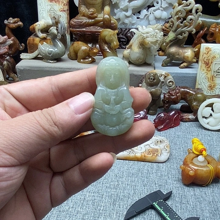 未镶嵌和田玉挂件
