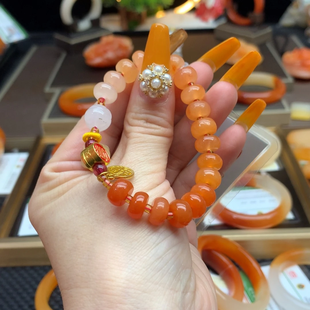 石英质玉（黄龙玉）手串未镶嵌