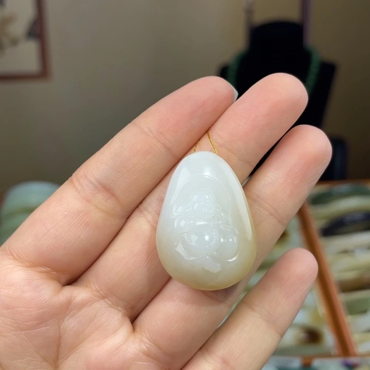 *****颈饰未镶嵌和田玉