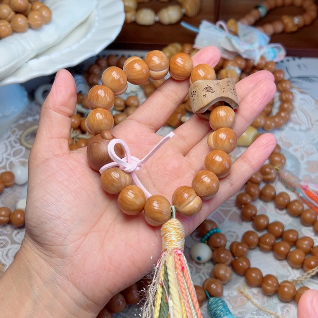 吊坠猴头核桃屁桃手持