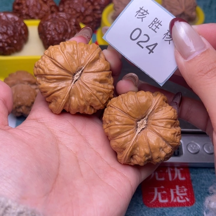 文玩核桃把件南瓜墩46.024