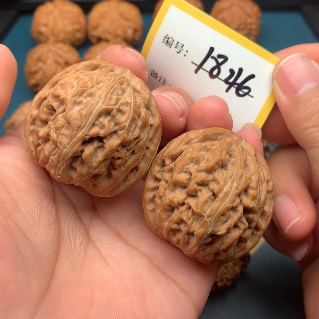把件文玩核桃43全品红锦鲤1846