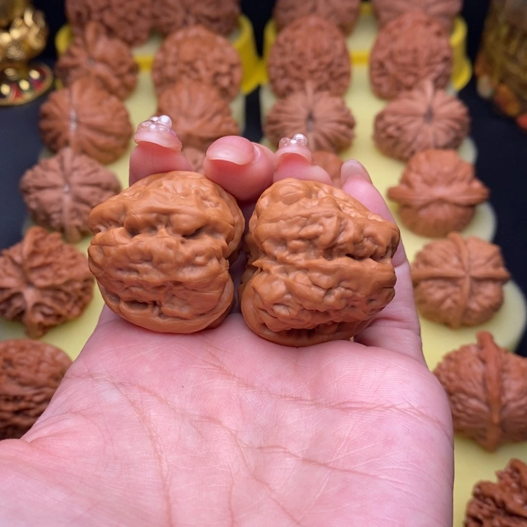 吊坠文玩核桃四开背小蛙35尺头茬