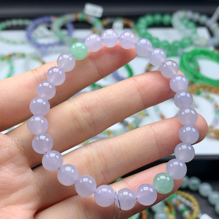 翡翠手镯未镶嵌翡翠