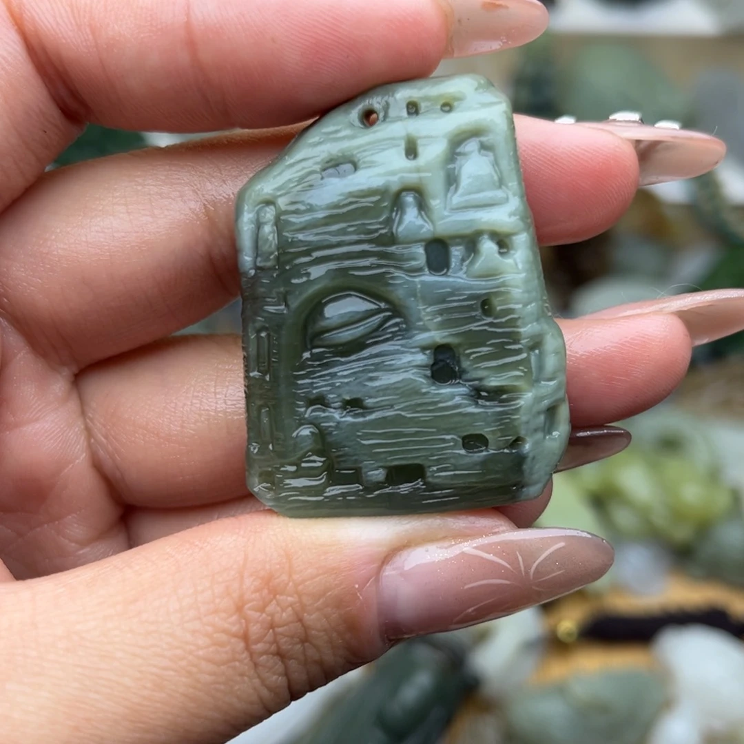 和田玉颈饰未镶嵌