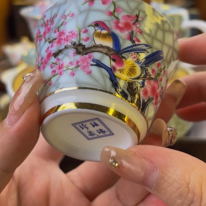 Chgufjhivjgjhvhvjhhvjjhhhhgg