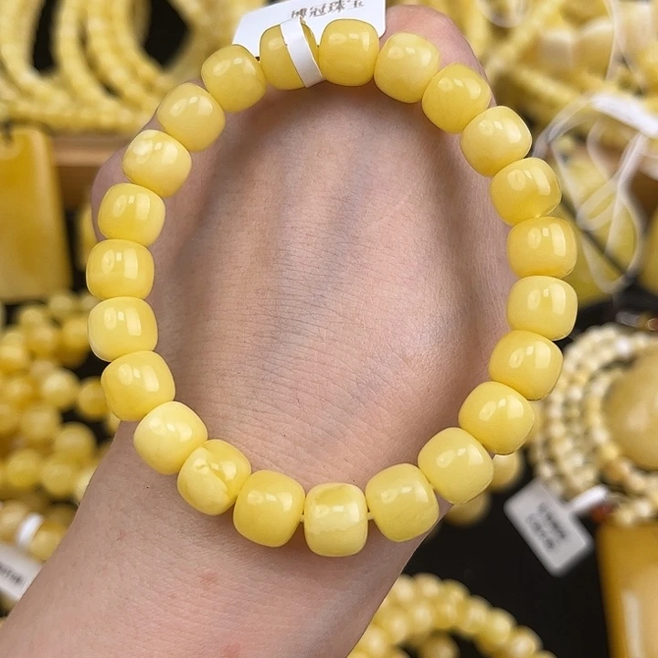 琥珀颈饰未镶嵌琥珀