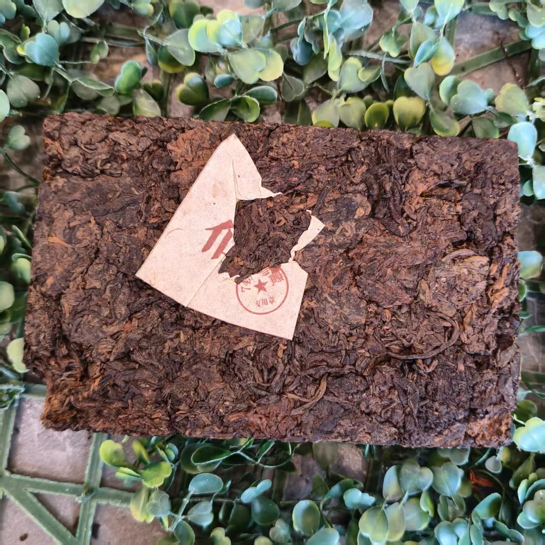 雨腾妹夫 “鸿J显H 七彩不L仙Z”X浆250g/砖 (6月30）