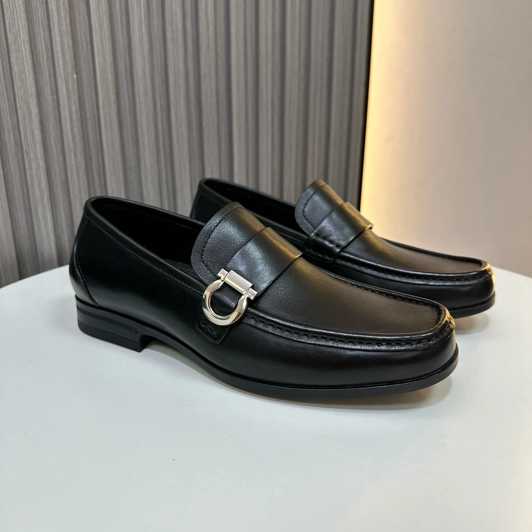 新款男士商务休闲皮鞋一脚蹬乐福鞋时尚舒适百搭黑色皮鞋