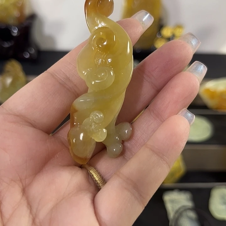蛇纹石玉未镶嵌吊坠(赠链)