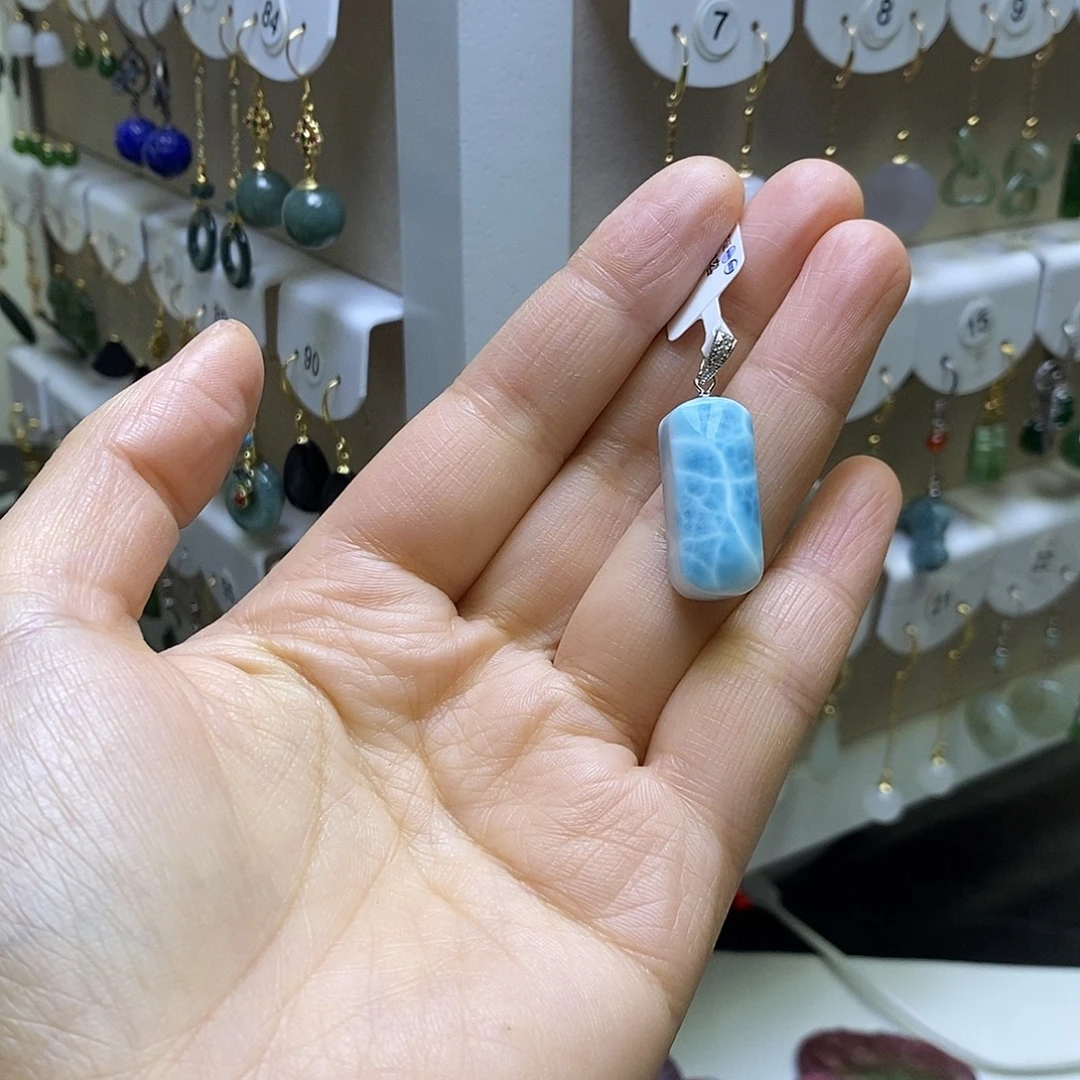 针钠钙石（海纹石）银S925镶嵌颈饰