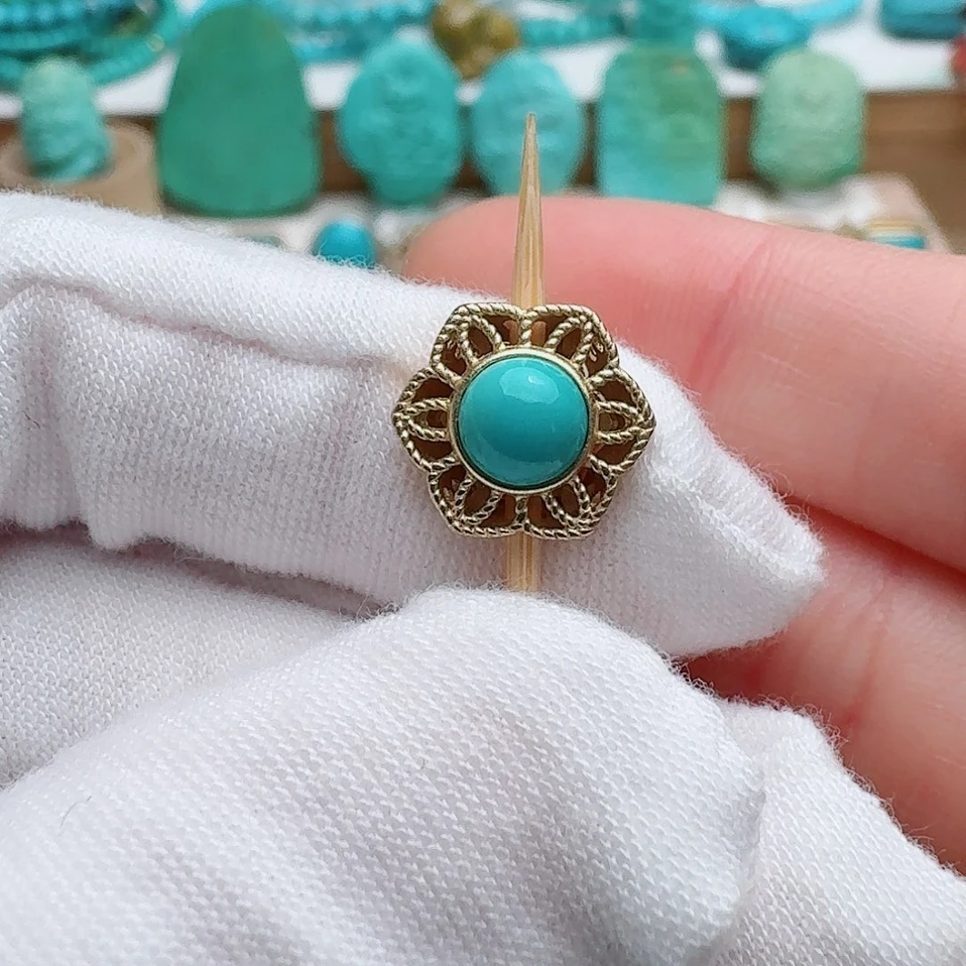 未镶嵌绿松石珠宝奇石