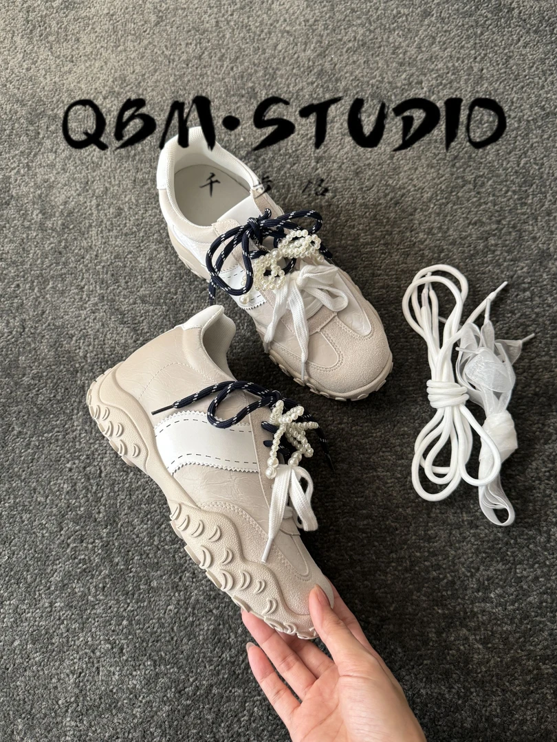 7CM版~内增高丝光月牙珍珠蕾丝鞋带运动休闲鞋女德训鞋真皮25新款