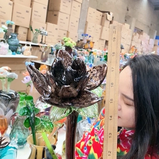 琉璃花瓶高45厘米宽度9厘米