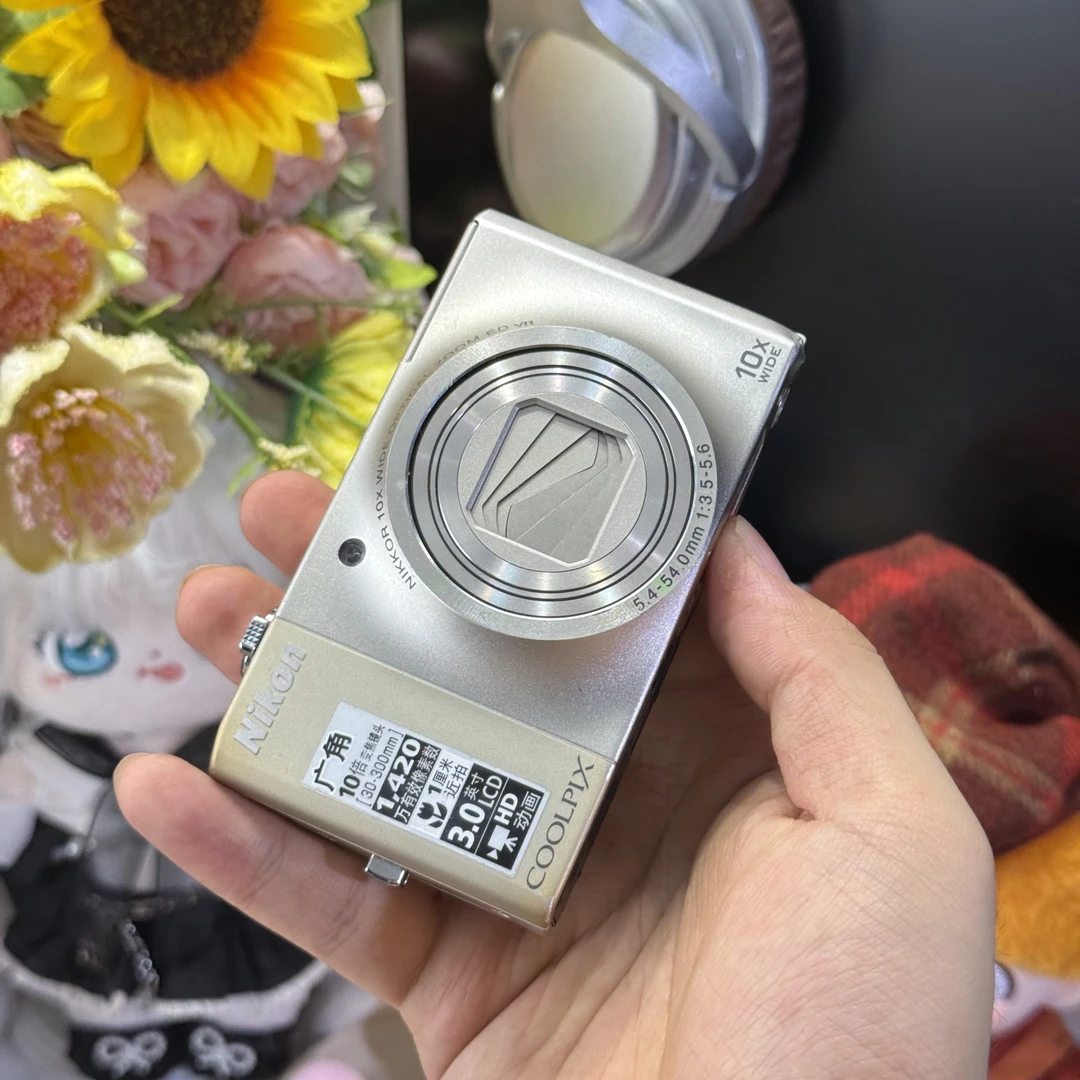 9新 Nikon/尼康 尼康s8000小长焦冷白皮柔焦适合新手滤镜多带配件