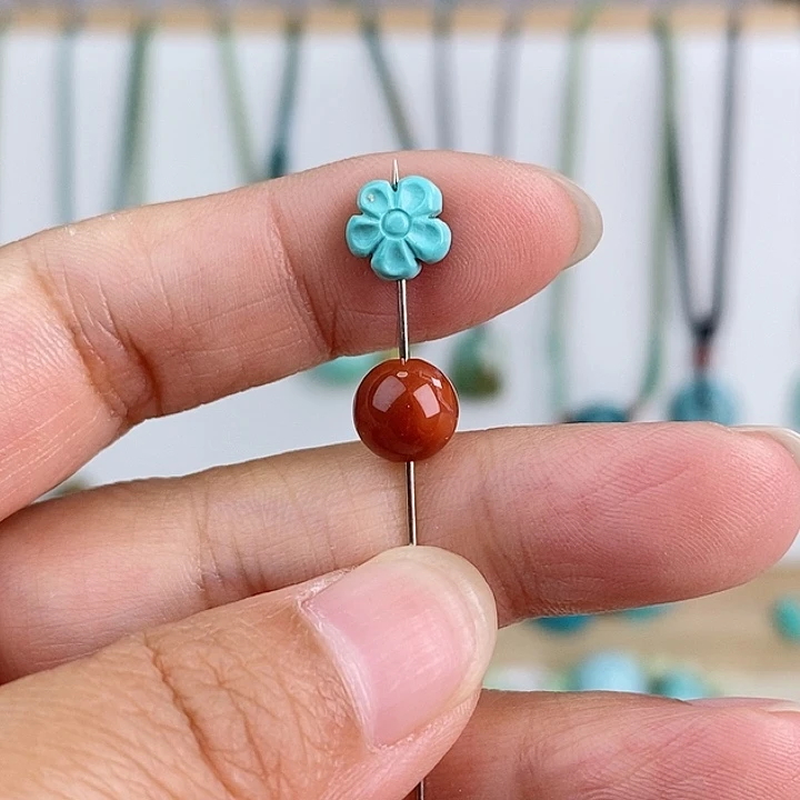 南红玛瑙未镶嵌珠宝奇石