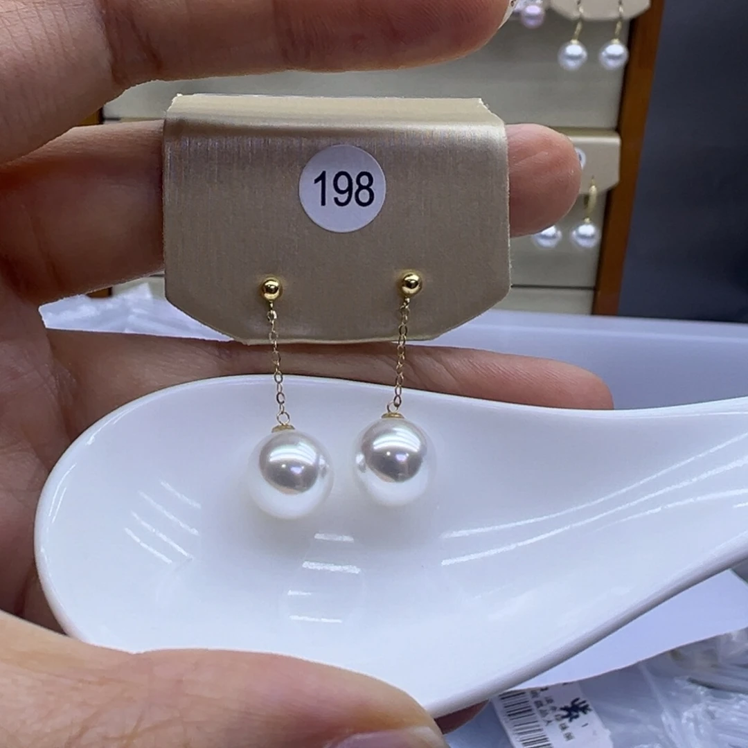 18K金镶嵌淡水珍珠耳饰