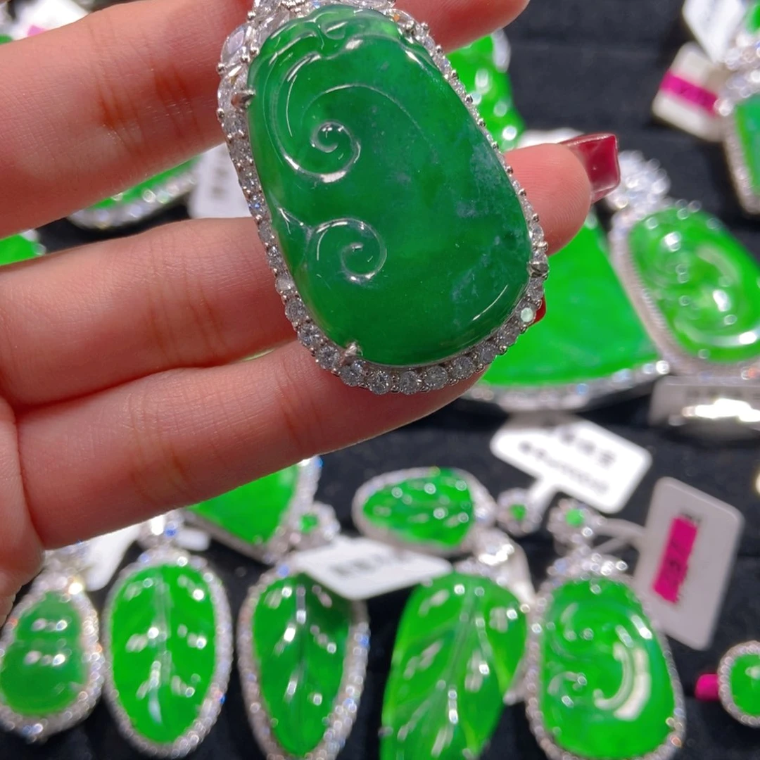 翡翠吊坠(不含链)银S925镶嵌