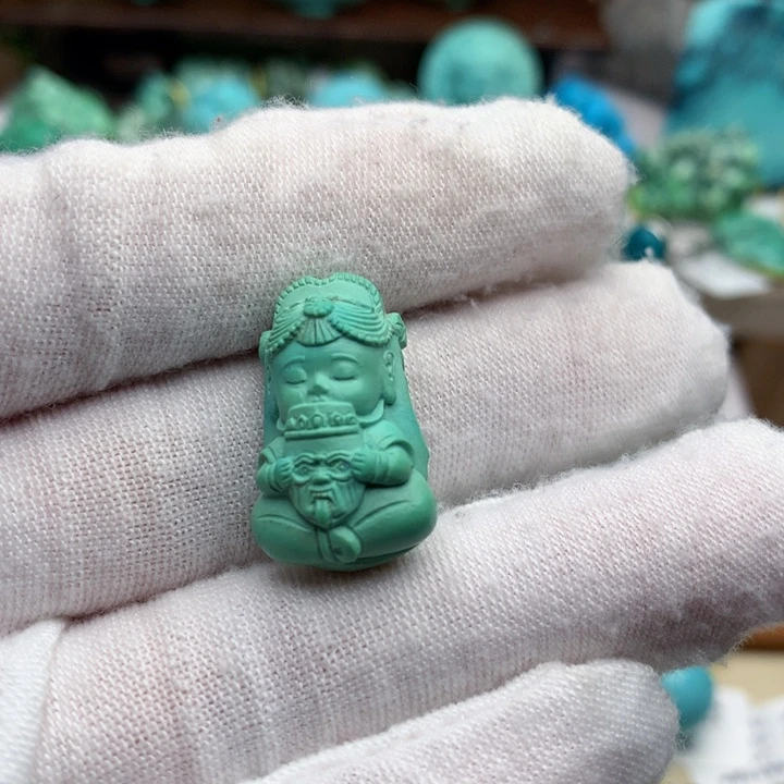 绿松石未镶嵌珠宝奇石