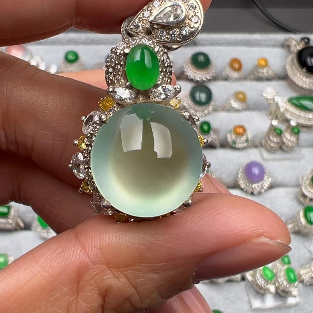 定制翡翠未镶嵌A货