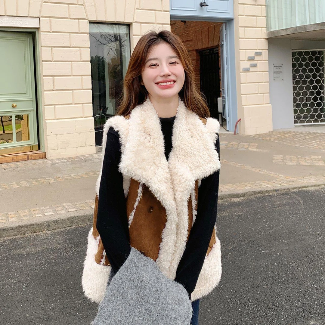马甲女2025爆款皮毛一体欧货显瘦冬季鹿皮软糯彷无袖马夹